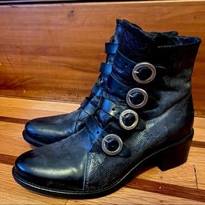 Miz Mooz Chelsea Boot